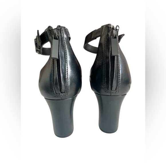 Calvin Klein Black Heeled Shoes Elegant Design - Picture 4 of 10